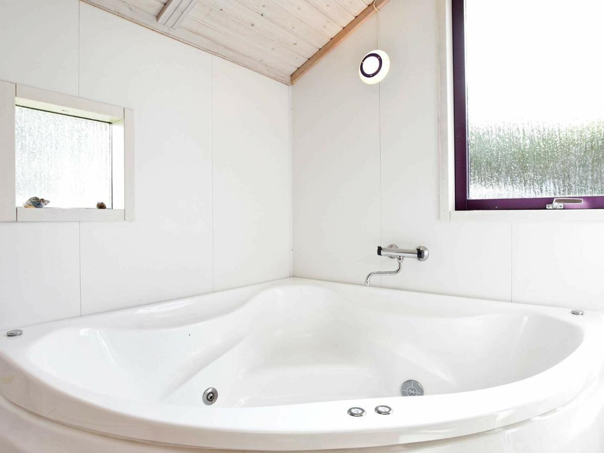 8 Person Holiday Home In Oksb L Vejers Strand Eksteriør bilde